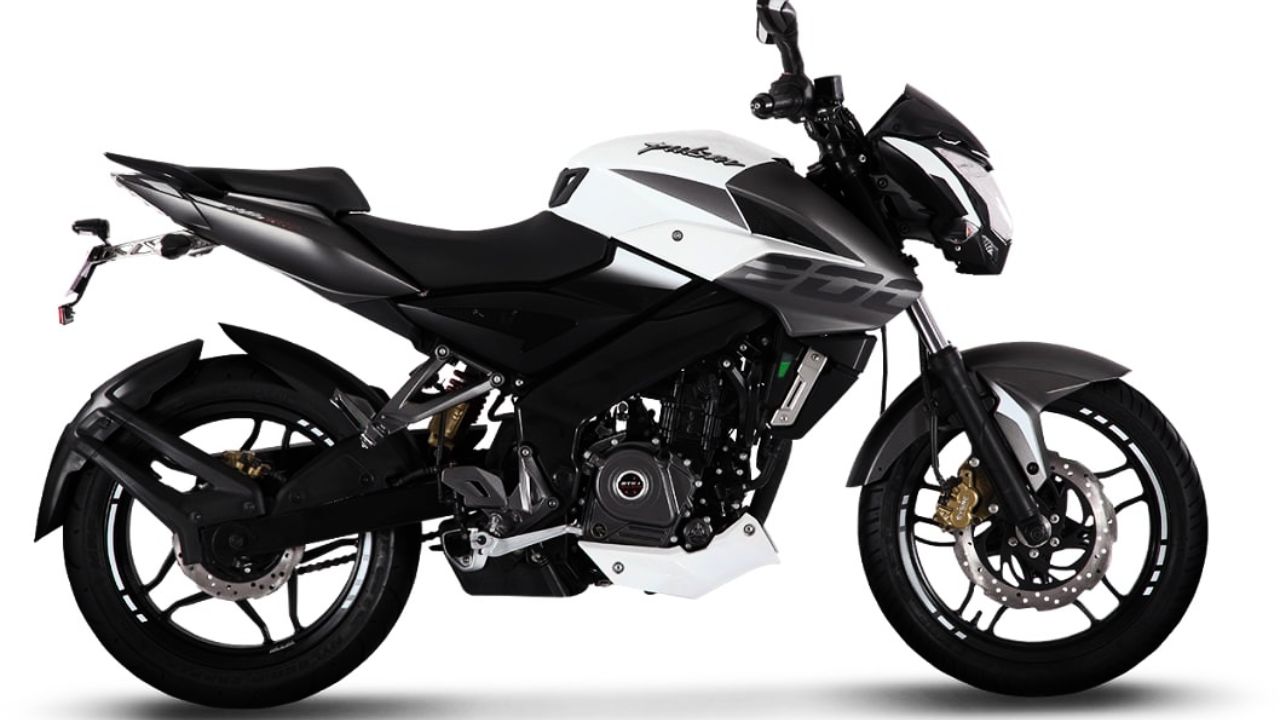 A image of Updated Bajaj Pulsar NS200 in black and white colour with fully white background