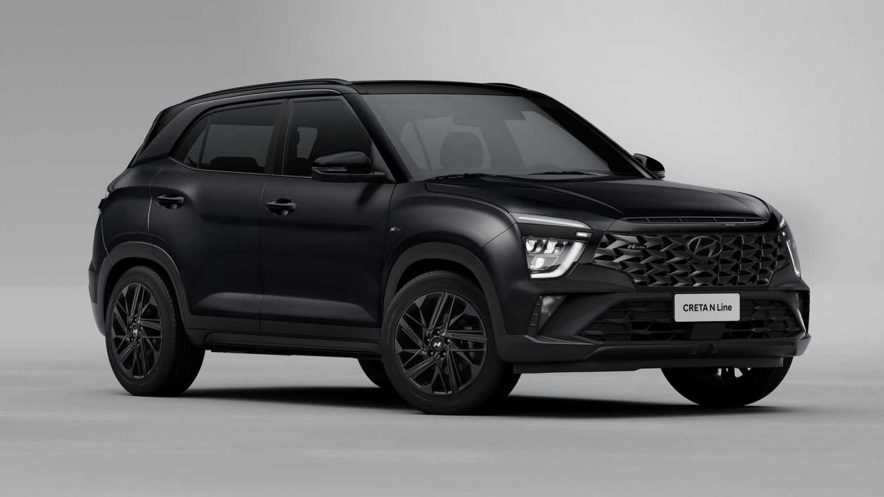 a image of Hyundai Creta N Line in fully black colour