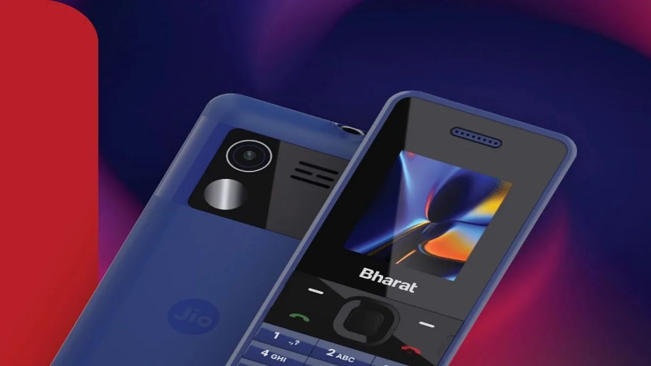 The Jio Bharat 2 Feature Phone