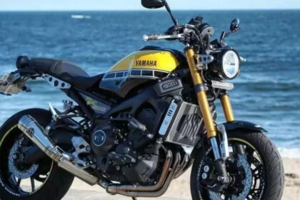 A image of Yamaha RX100 in New 225cc in Black and Yellow colour