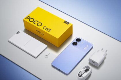 Poco c65 with all accessories on the table