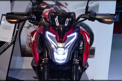 Here image of Red Colour Honda SP 160 Which is placed in Honda showroom