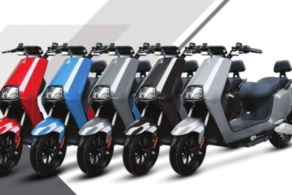 Here is image of multiple Odysse Snap Electric Scooter In different colour