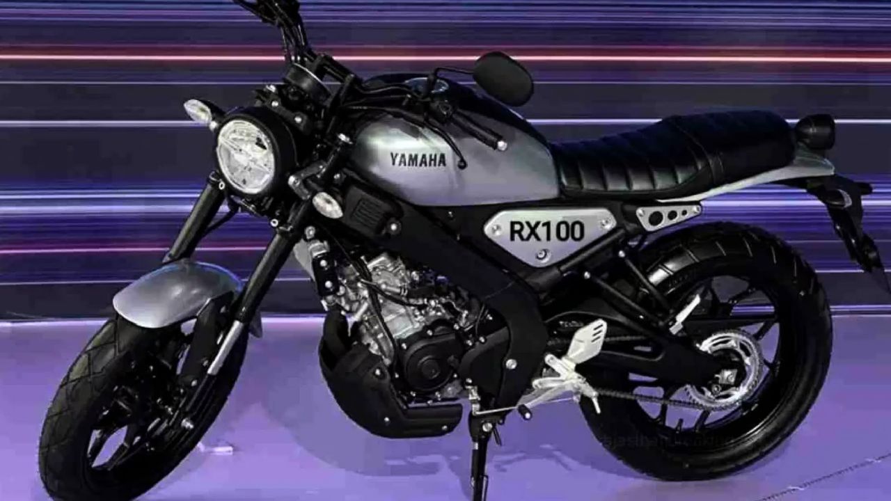 Here is image of black and silver colour Yamaha RX 100 which is placed in Showcase
